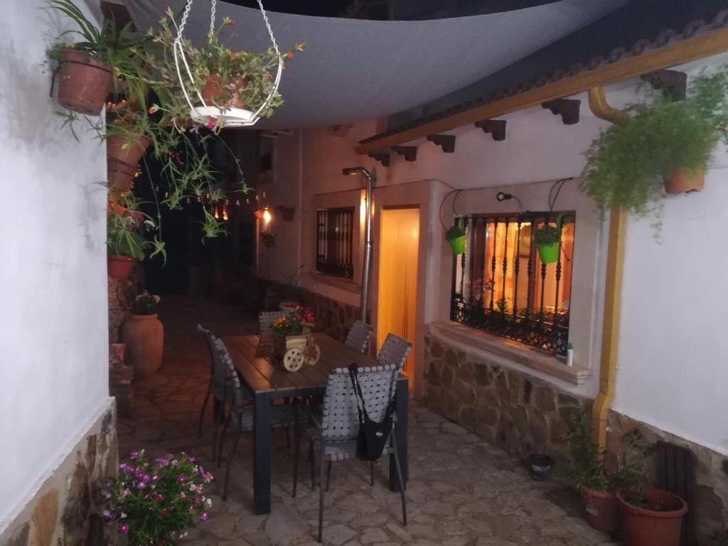 Casa Rural La Piedra Del Cambron Villaverde De Guadalimar Exterior foto
